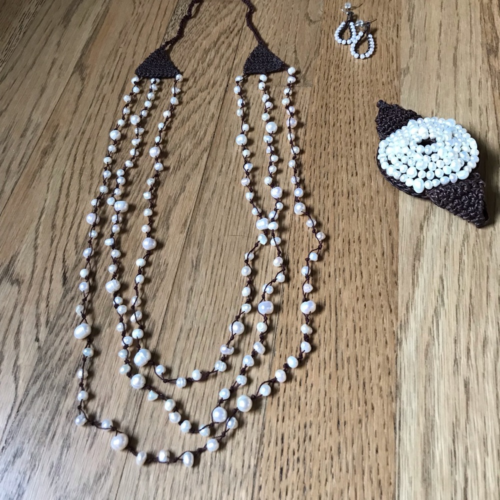 Vintage fresh water pearls and macrame necklace, bracelet and earrings set